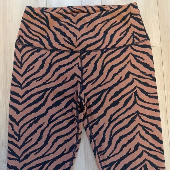 Varley Century Legging 2.0 Clay Zebra RARE - Picture 14 of 16